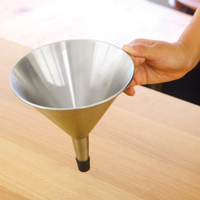 ヨナス　ステンレス　ロート　ストレーナー付　16cm　/　Jonas　