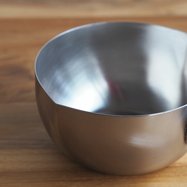 工房アイザワ　両口付ミルクパン　木柄　13cm