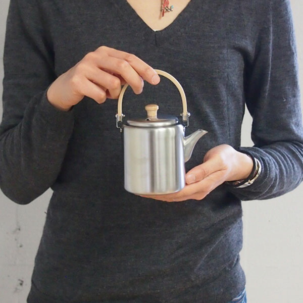 工房アイザワ　ブラックピーマン　ストレートポット　弦手