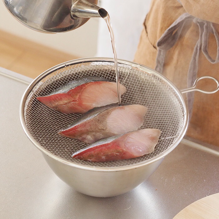 ＼ヒルナンデス！でご紹介／kanリング付盆ザル　24cm