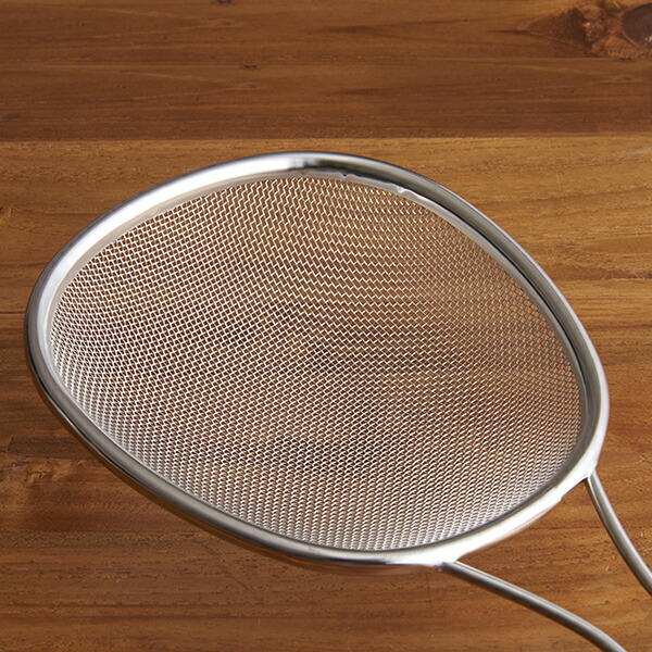 家事問屋　オーバルすくいザル