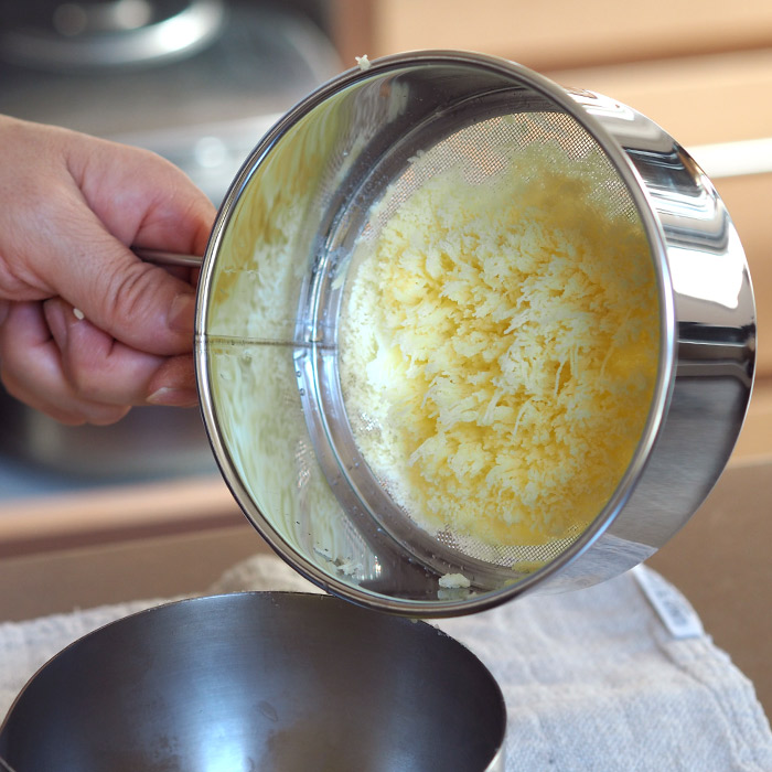 家事問屋　うらごし・粉ふるい　13