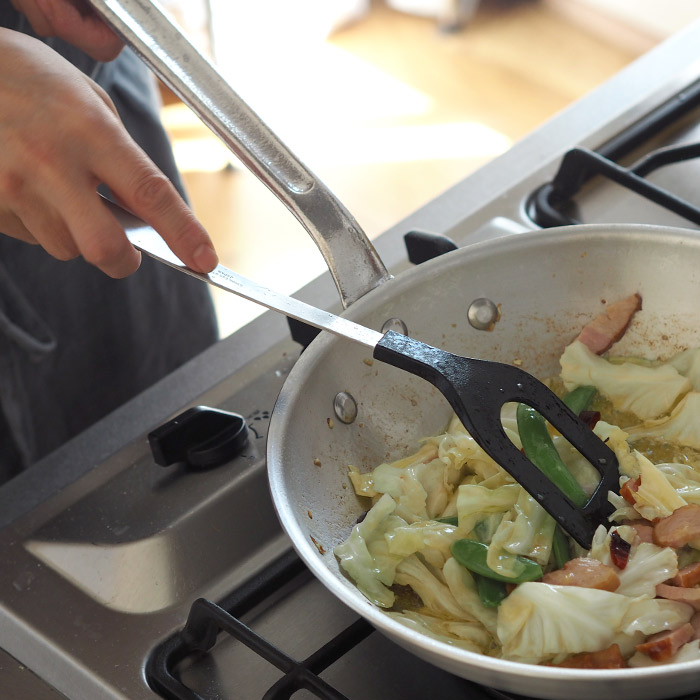家事問屋　穴あきターナー