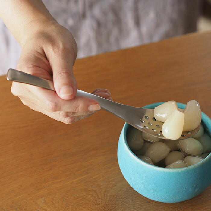 家事問屋　れんげスプーン　穴あき