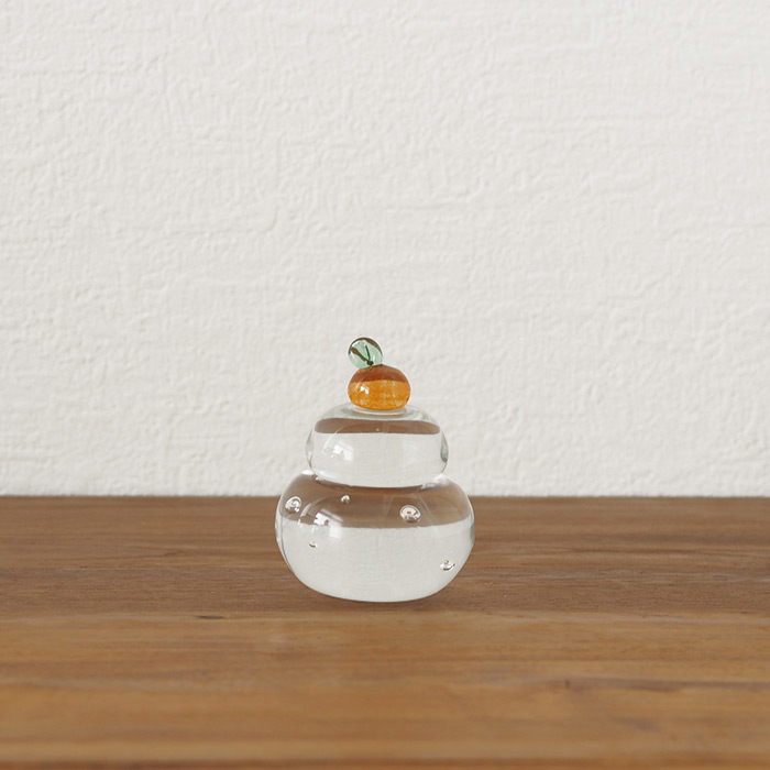 古賀雄大　ガラスの鏡餅小