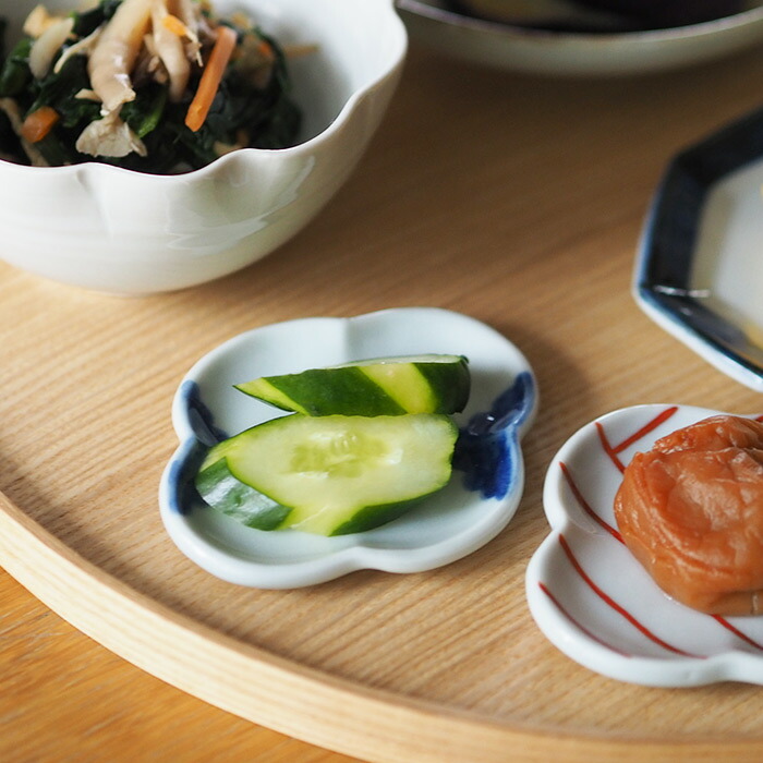 日下華子　色絵　くも　もっこ豆皿