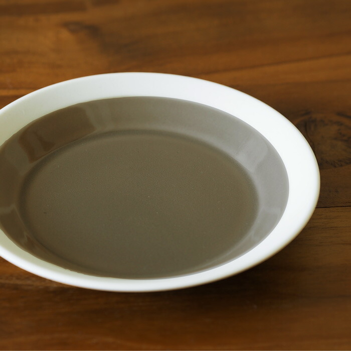 yumiko　iihoshi　porcelain　×　木村硝子店　dishes　110　plate　fawn brown　/　ディシィーズ　ファーンブラウン