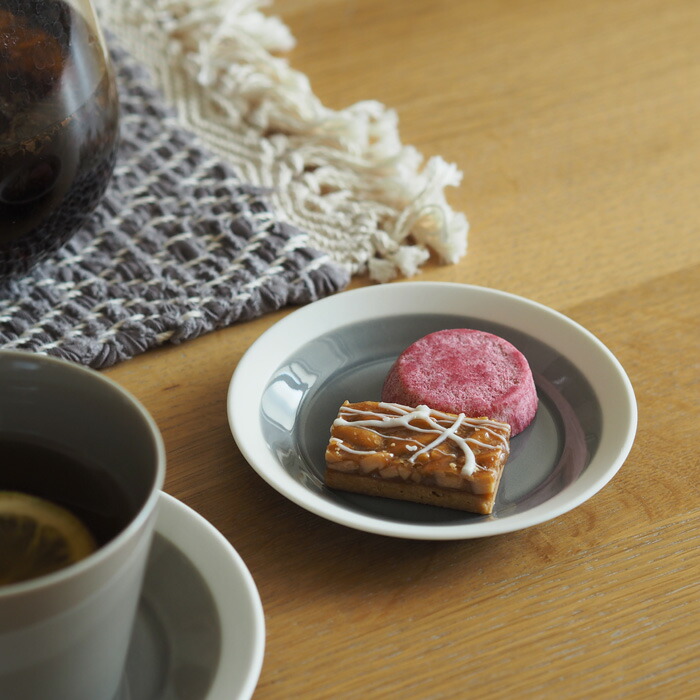 yumiko　iihoshi　porcelain　×　木村硝子店　dishes　110　plate　fog gray　/　ディシィーズ　フォググレー