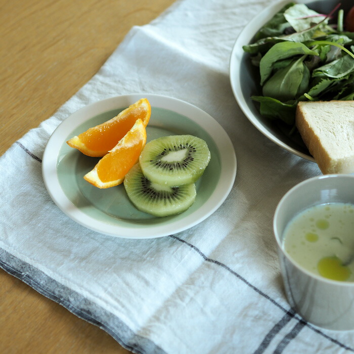 yumiko　iihoshi　porcelain　×　木村硝子店　dishes　140　plate　pistachio green　/　ディシィーズ　ピスタチオグリーン