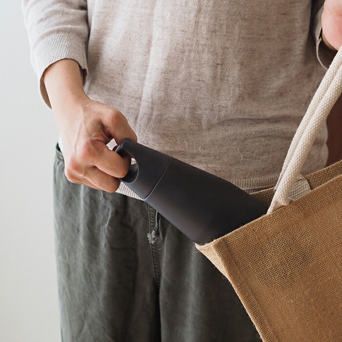 キントー　トレイルタンブラー　580ml　ブラック　/　KINTO