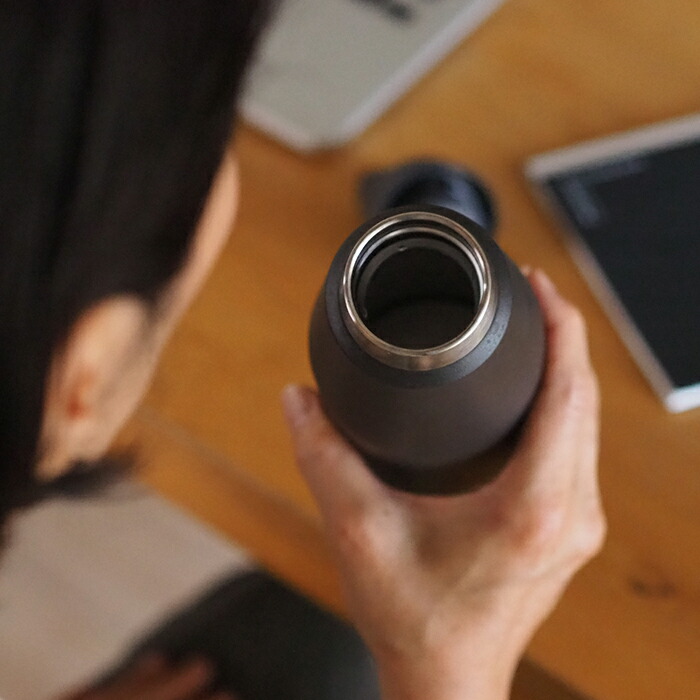 キントー　トレイルタンブラー　580ml　ブラック　/　KINTO