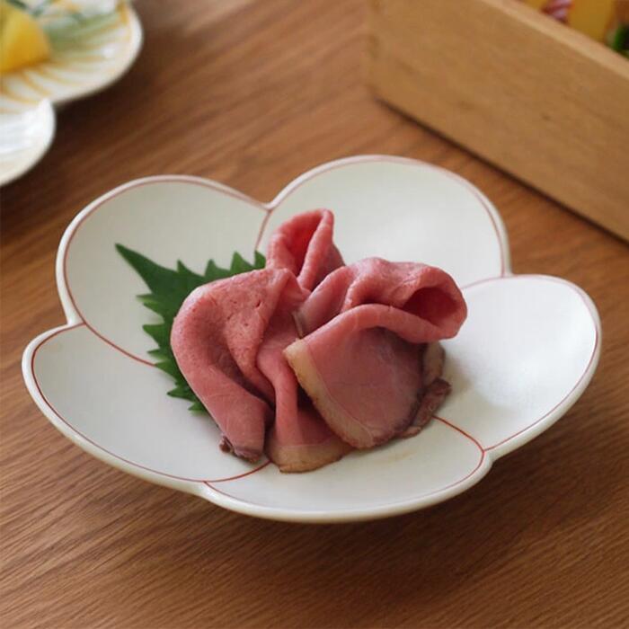 幸楽窯　錦　銀彩　捻り梅形　銘々皿　