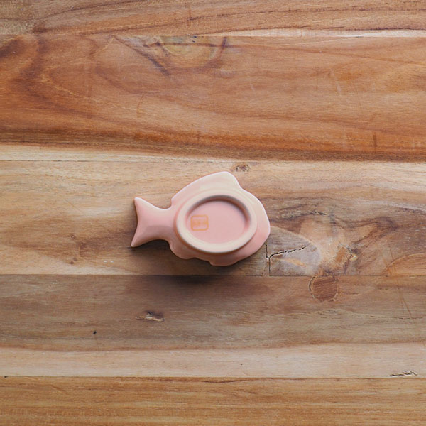 幸楽窯　錦　薄桜　金叩　鯛形　箸置