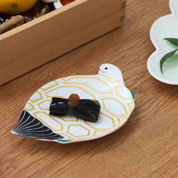 幸楽窯　錦　雪衣　菱模様　亀形　銘々皿