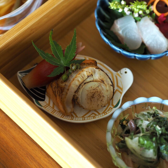 幸楽窯　錦　雪衣　菱模様　亀形　銘々皿