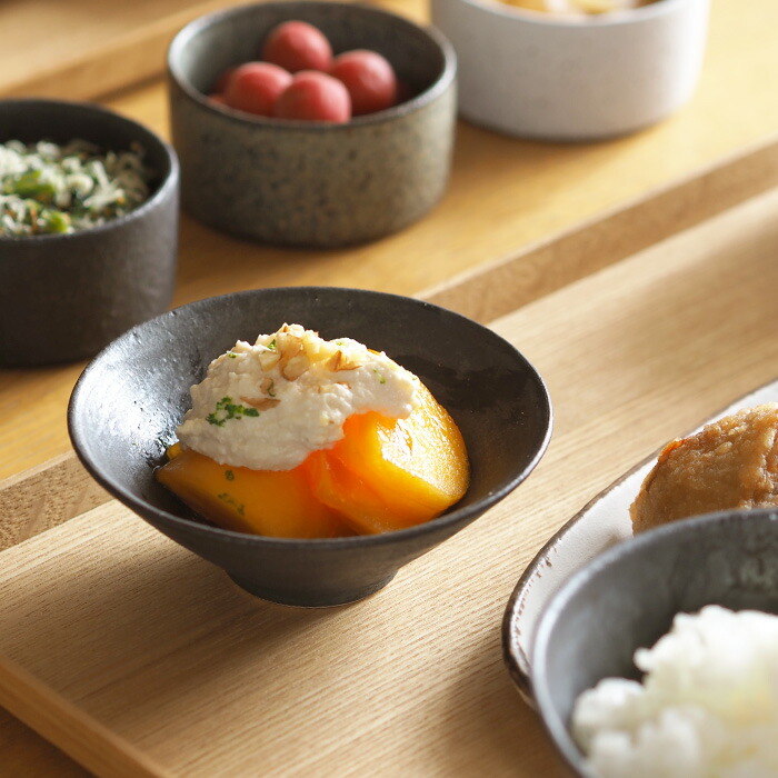 飯高幸作　小鉢　刷毛黒 　/　 kousha ceramic works