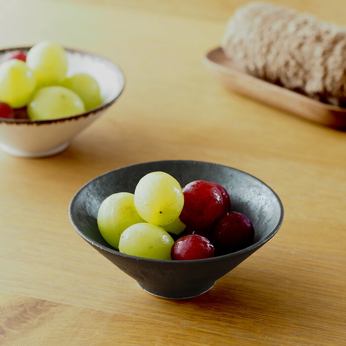 飯高幸作　小鉢　刷毛黒 　/　 kousha ceramic works