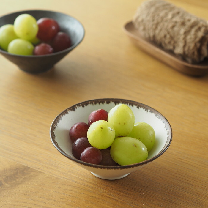 飯高幸作　小鉢　白フチ茶 　/　 kousha ceramic works