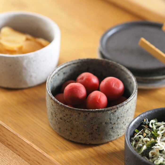 飯高幸作　蓋物　グリーングレー