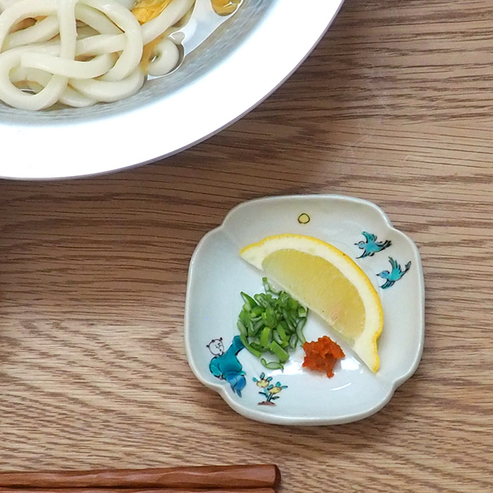 堀畑蘭　隅入豆皿　色絵唐子と小鳥