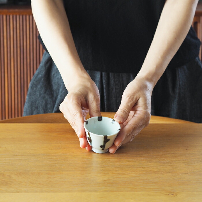 九谷青窯　横井佳乃　木賊に露　猪口