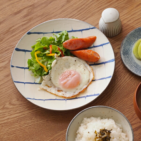 ココチ舎　スリップ　丸皿　7寸