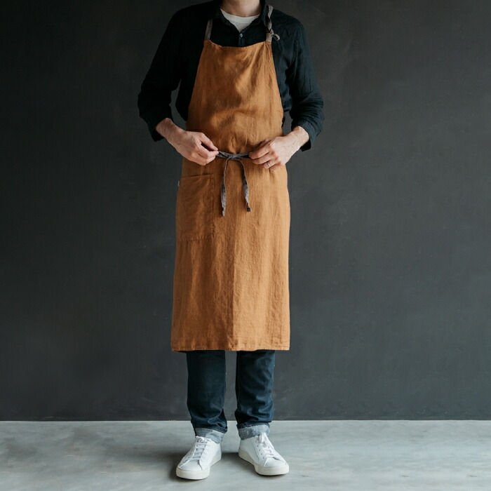 リーノ・エ・リーナ　フルエプロン　マノン　ブラウンオーカー　/　Lino　e　Lina　Manon