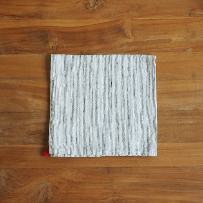 リーノ・エ・リーナ　キッチンクロス　マノン　ブランデール・レッド