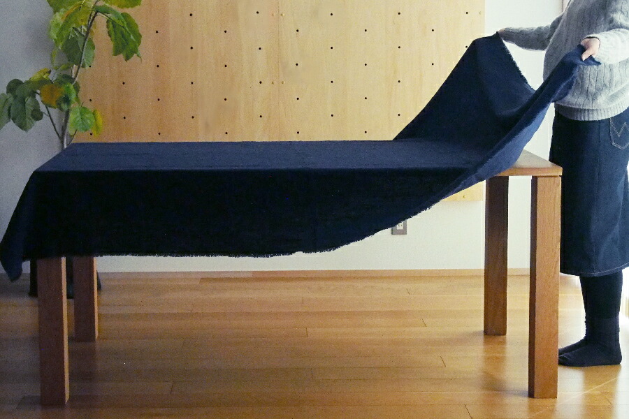 リネンテイルズ　フリンジ　テーブルクロス　ネイビー　140×200　/　LINEN　TALES　