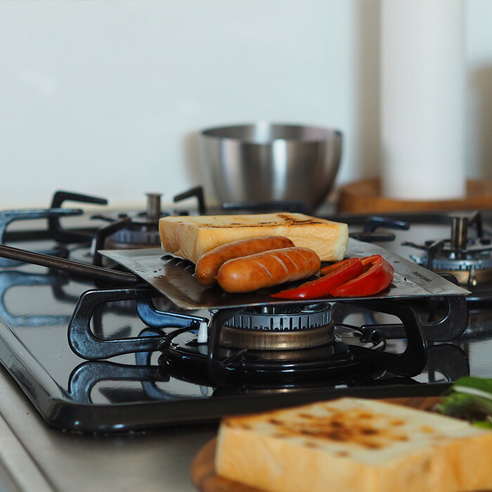 鉄のトーストパン　Ｌ　/　メタルアートファクトリー