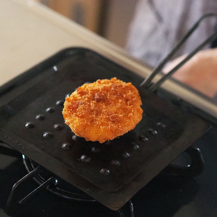 鉄のトーストパン　Ｍ　/　メタルアートファクトリー