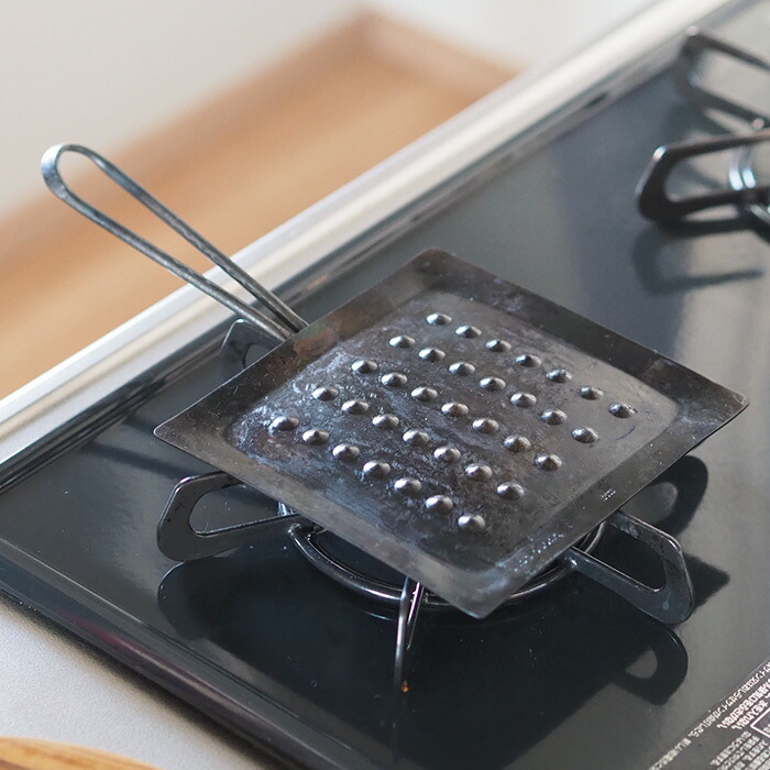 鉄のトーストパン　Ｍ　/　メタルアートファクトリー