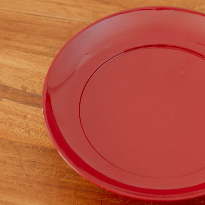 椿皿　4.5寸　赤