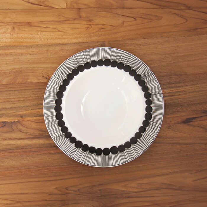 マリメッコ　ディーププレート　20cm　シイルトラプータルハ　ブラック　/　marimekko　Siirtolapuutarha