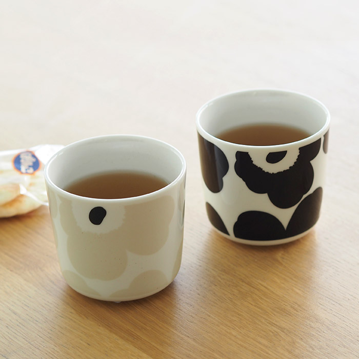 【単品】マリメッコ　コーヒーカップ　200ml　取っ手なし　ウニッコ　ブラック×ホワイト　/　marimekko　Unikko