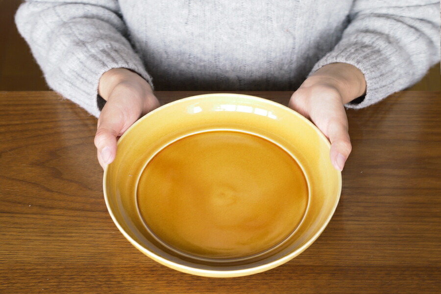 瑞々　まる皿7寸　うす飴