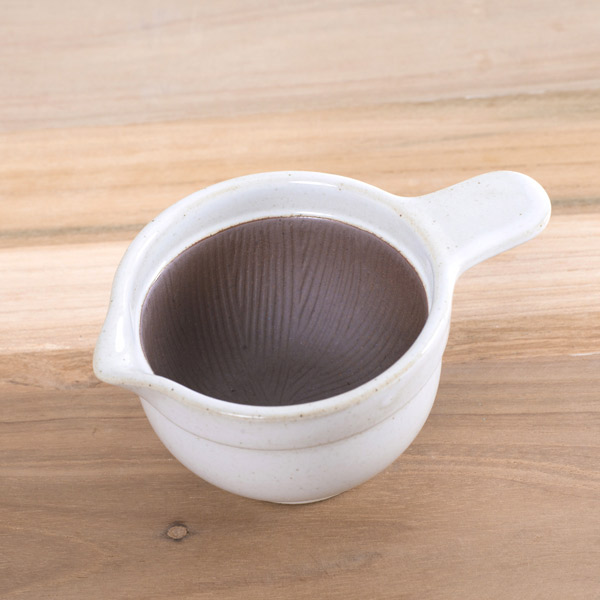 かもしか道具店　なっとうバチ　こぶり　白