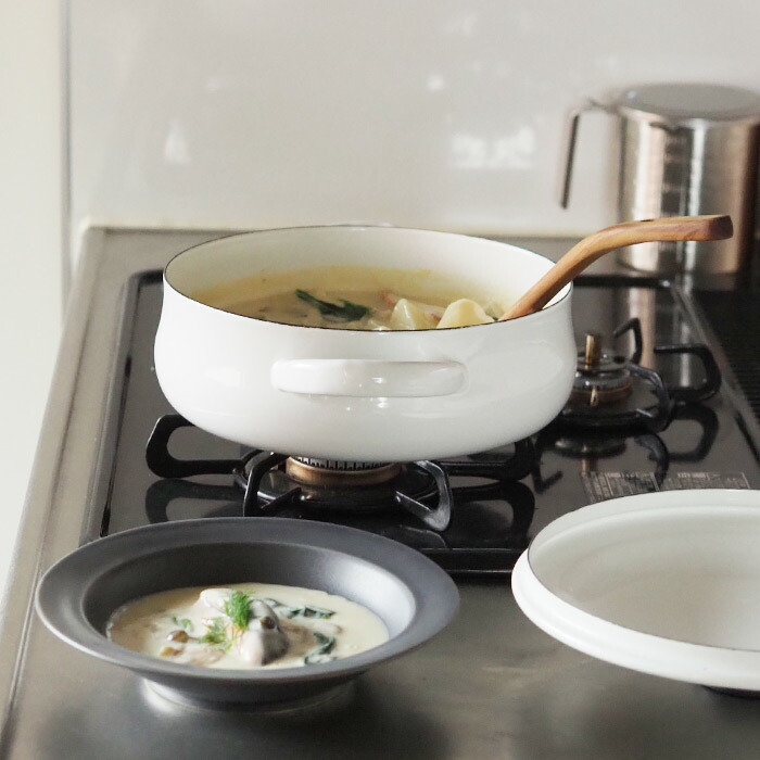 野田琺瑯　LUKE（ルーク） 浅型キャセロール 25cm　ホワイト