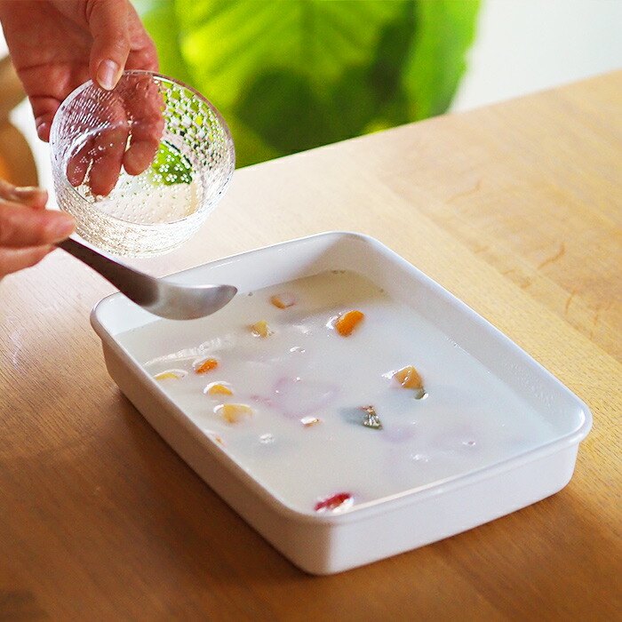 野田琺瑯　ホワイトシリーズ　レクタングル浅型　M