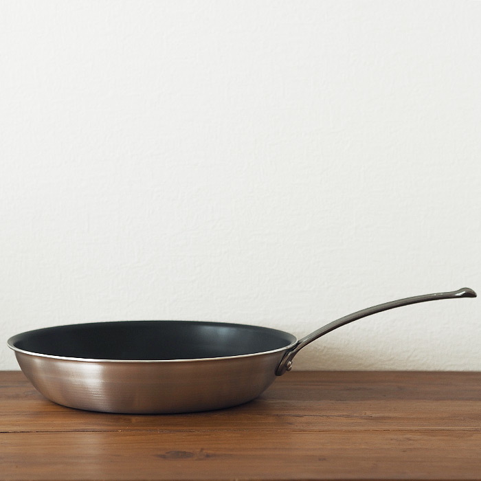 中尾アルミ製作所　シルクフライパン　浅型（新ステンキャスト）　30cm