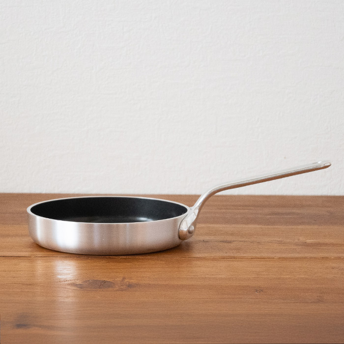 【訳あり】中尾アルミ製作所　ハムエッグパン　15cm　