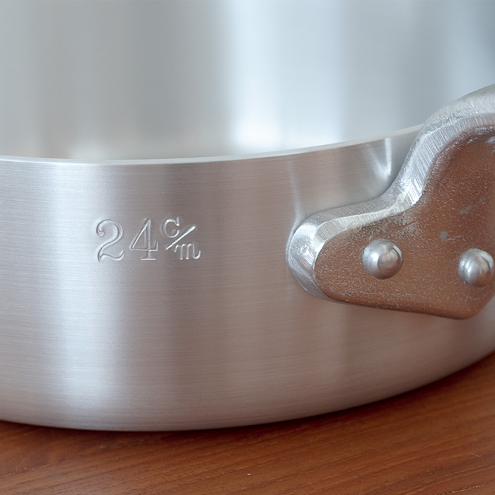 中尾アルミ製作所　アルミソテーパン　24cm