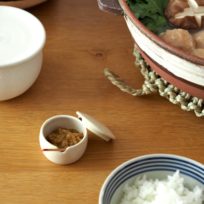 長十郎窯　薬味入れ（竹さじ付）　白釉　