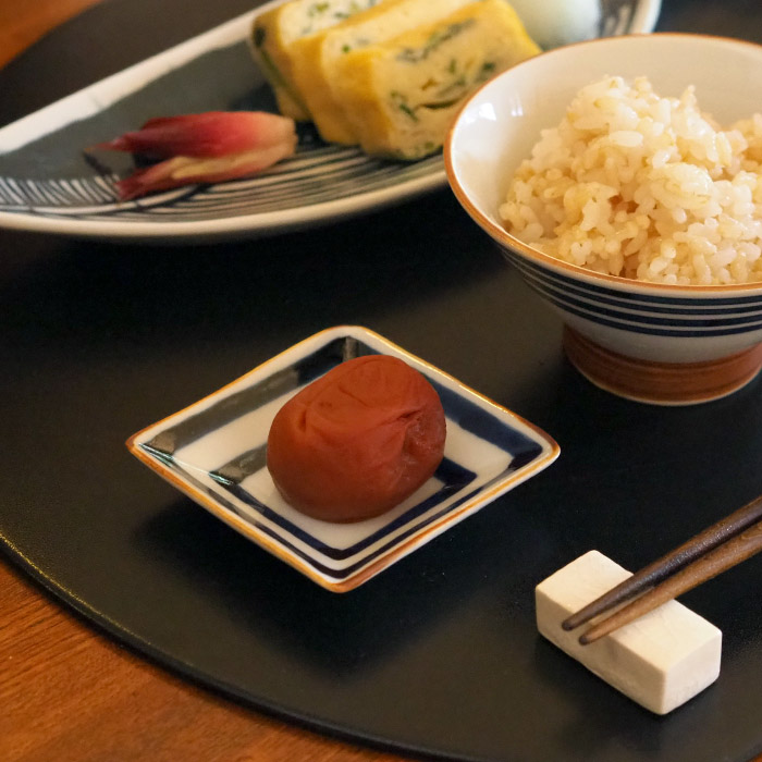 副千製陶所　濃線紋　角豆皿