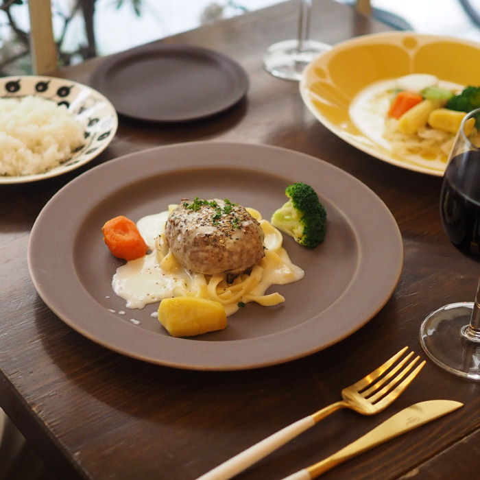 【送料無料】SAKUZAN　Sara　プレート　26cm　10”　ブラウン　