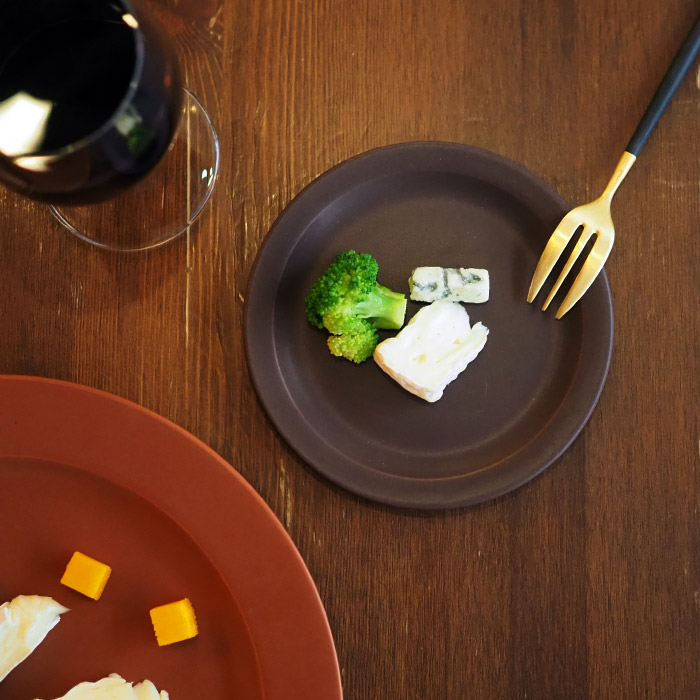 【プロキッチン別注】SAKUZAN　Sara　プレート　14cm　チョコレートブラウン　