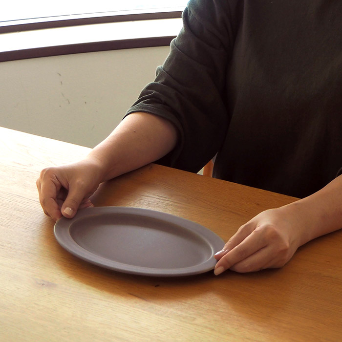 【取扱終了0310】【送料無料】SAKUZAN　Sara　オーバル　M　ブラウン　