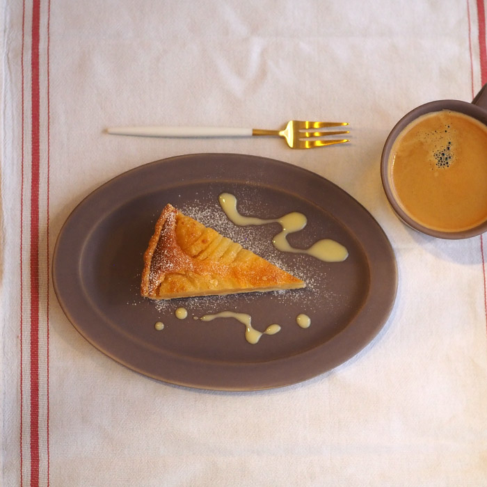 【取扱終了0310】【送料無料】SAKUZAN　Sara　オーバル　M　ブラウン　