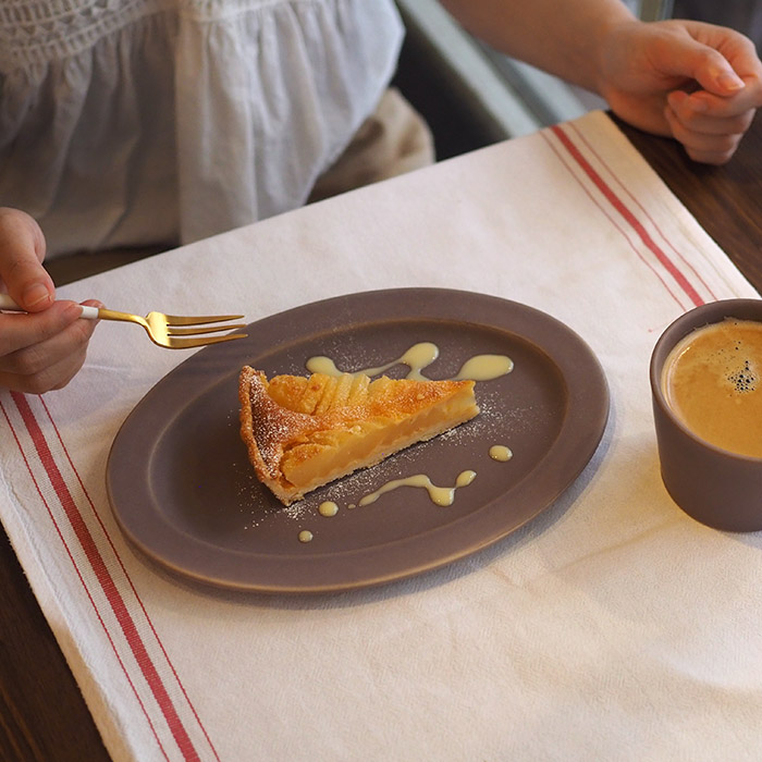 【取扱終了0310】【送料無料】SAKUZAN　Sara　オーバル　M　ブラウン　