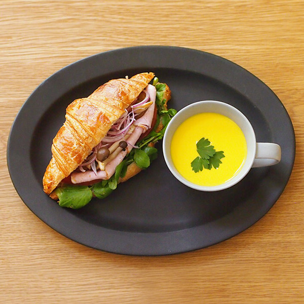 SAKUZAN　Sara　オーバル　L　ブラック